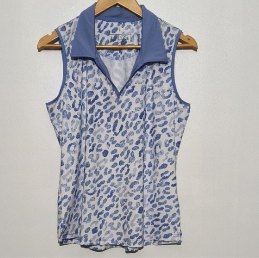 🔥 AnaClare Active Blue and White Sleeveless Top Size L